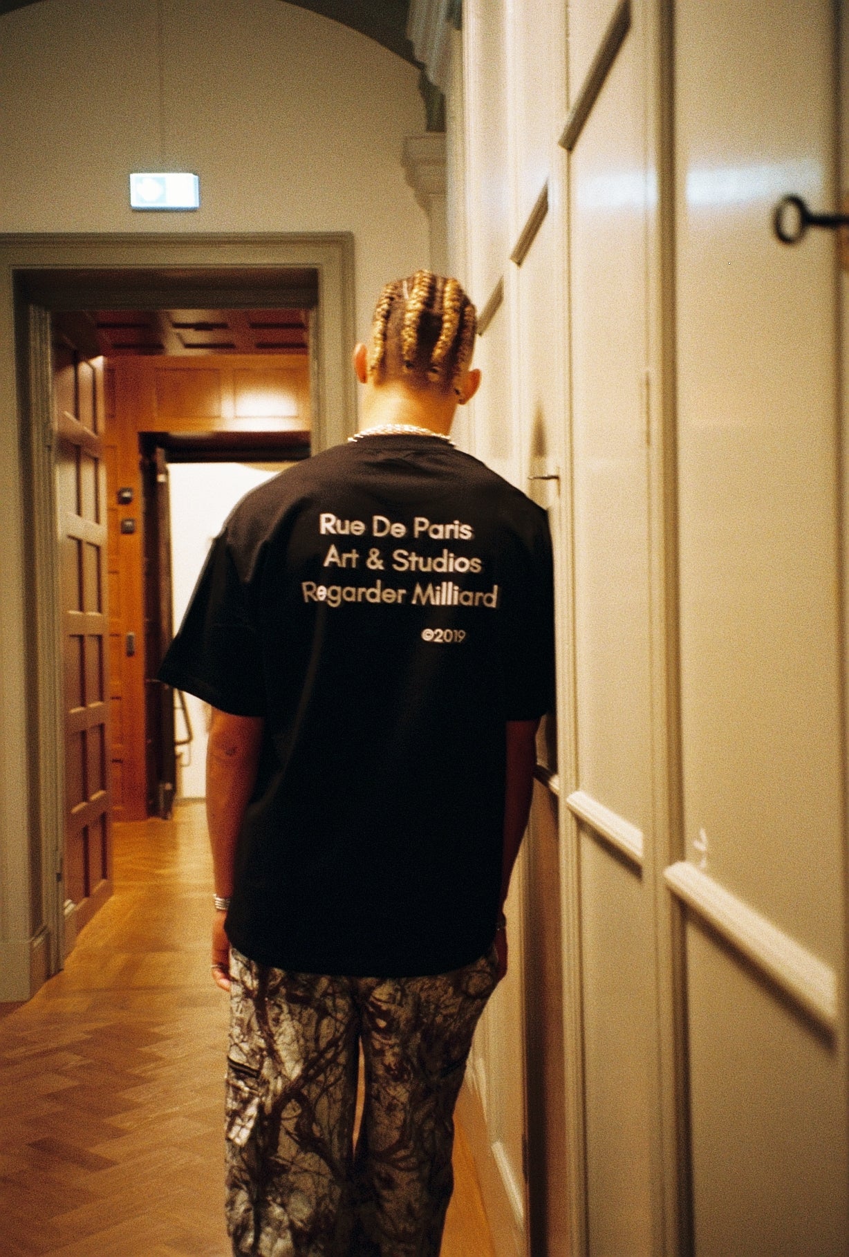RUE DE PARIS T-SHIRT - BLACK