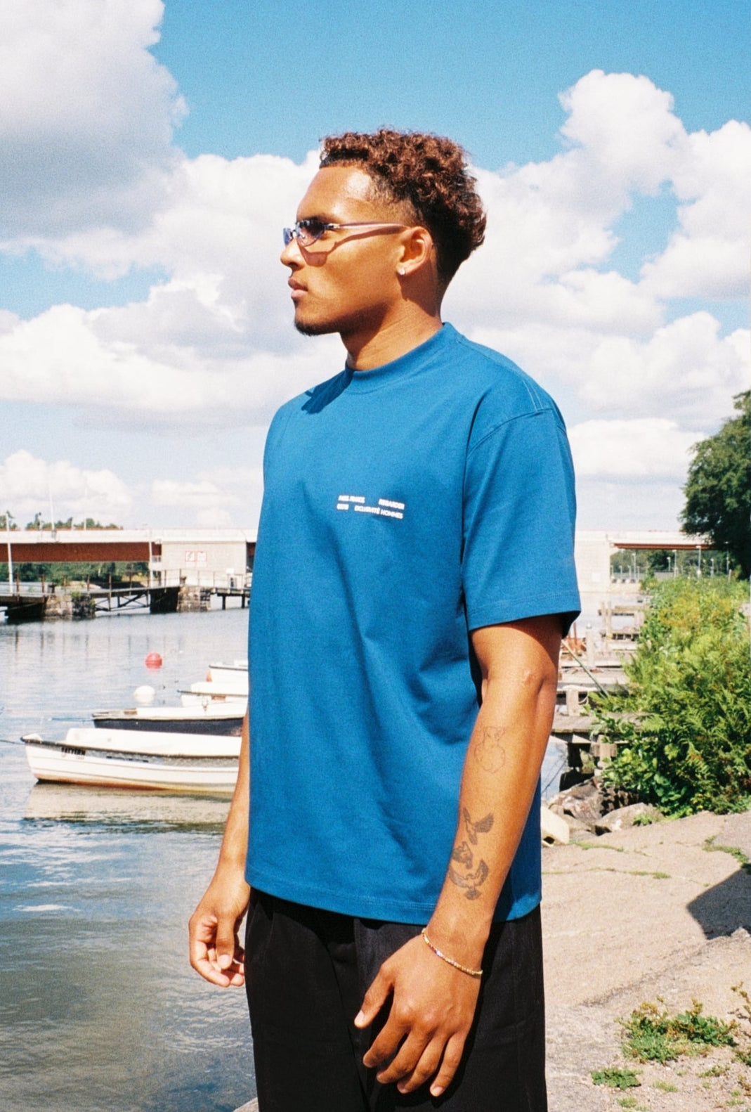 LE BLUE T-SHIRT - BLUE