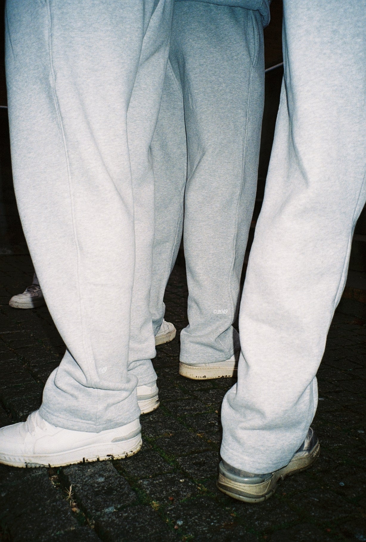 EVERYDAY JOGGERS - GREY