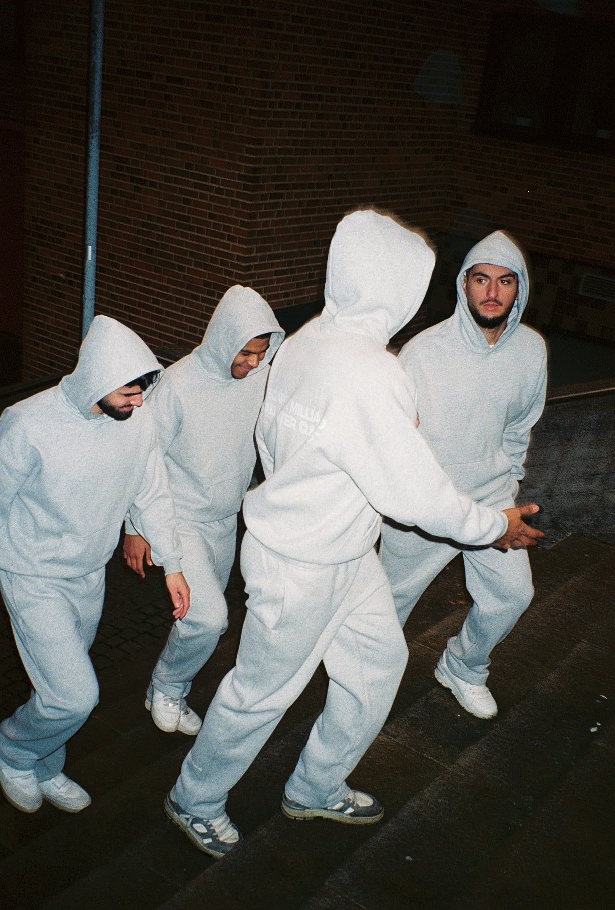 EVERYDAY JOGGERS - GREY