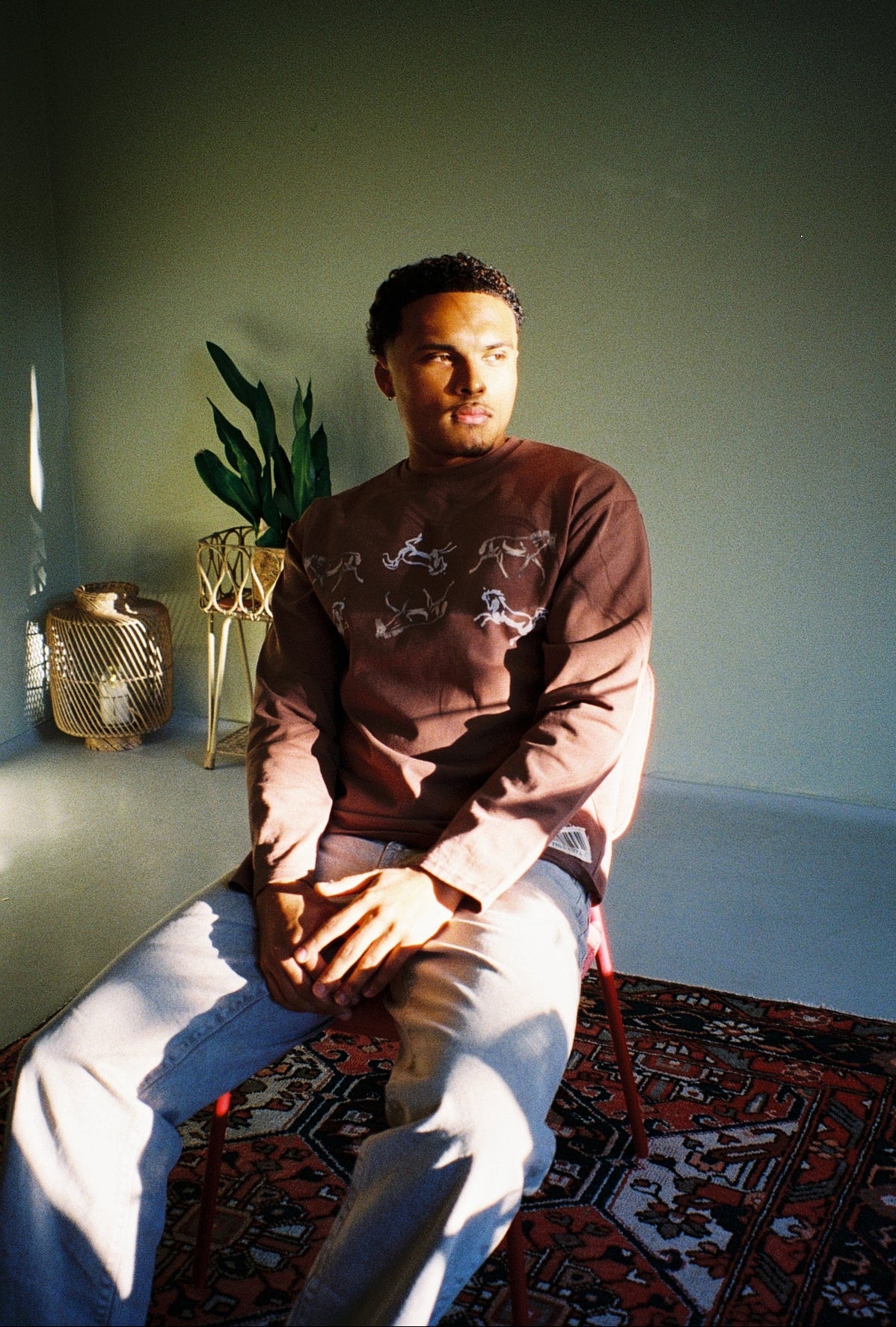 THE DERBY RACE LONGSLEEVE - BROWN